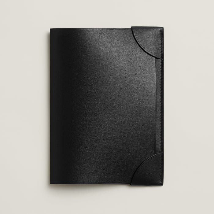 Noir Coins De Malle Passport Holder
