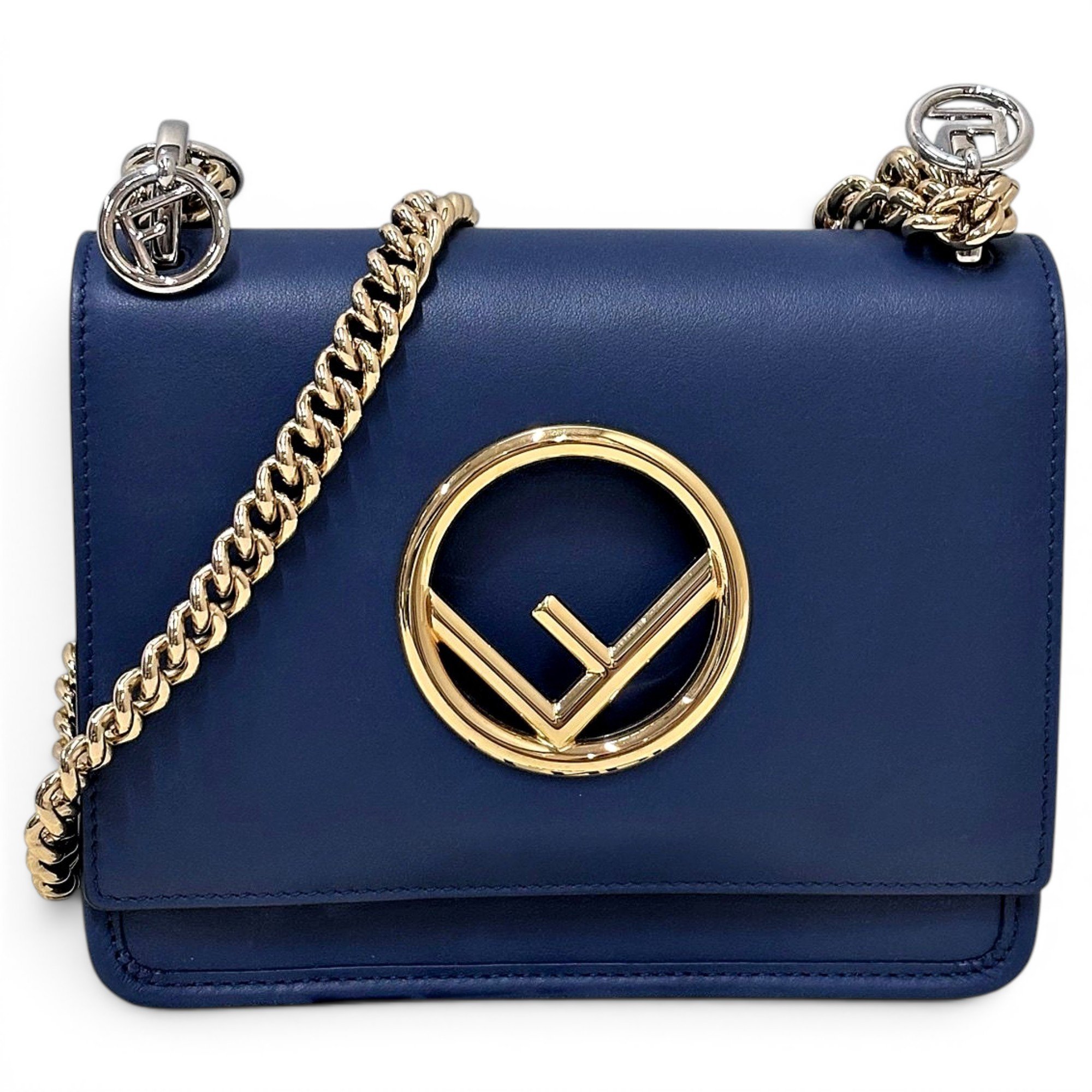 Kan U leather handbag