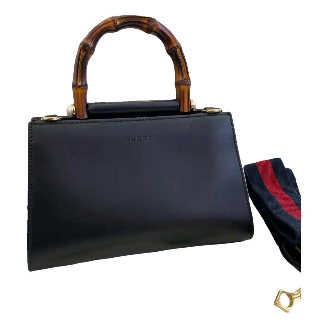 Nymphaea leather handbag