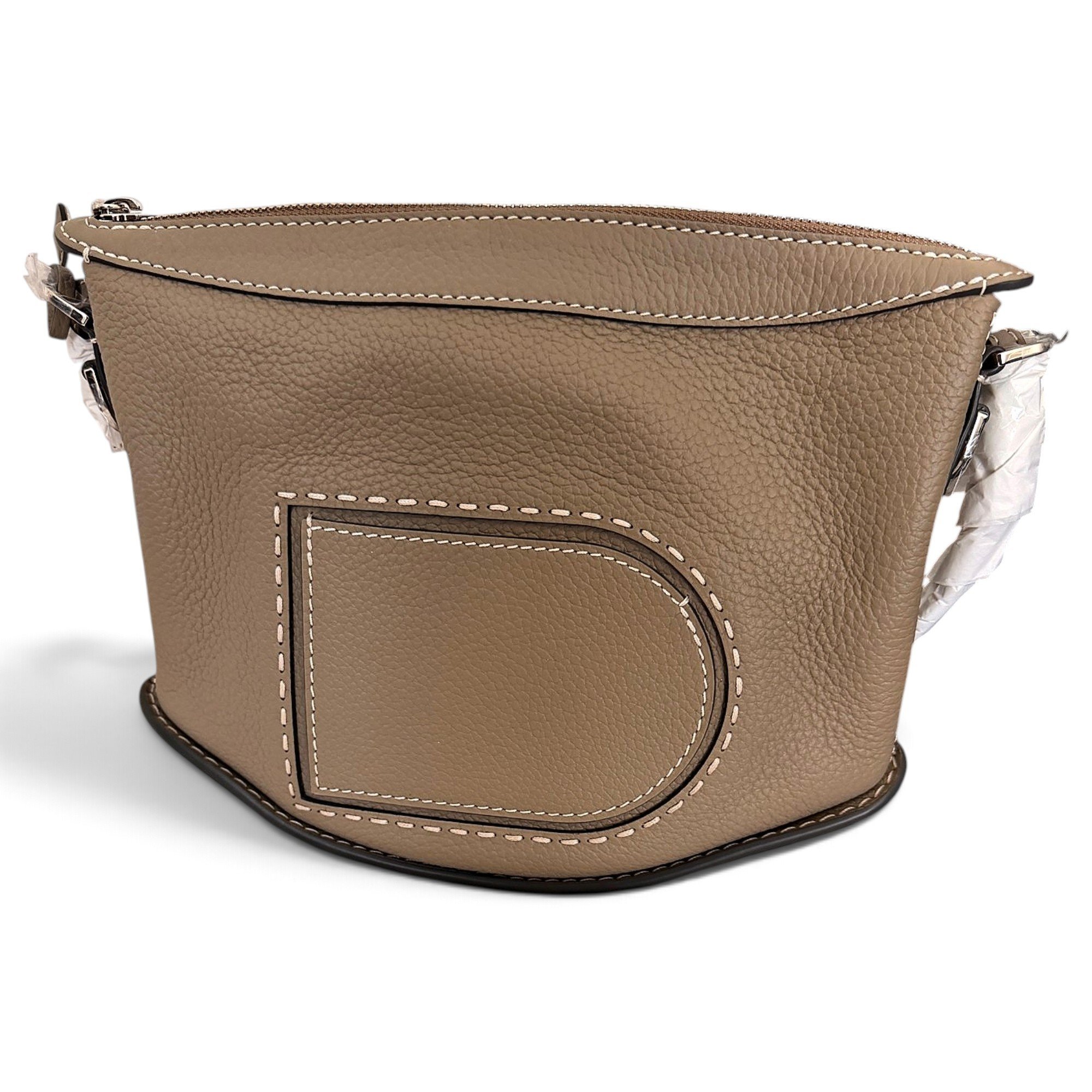 Pin leather handbag