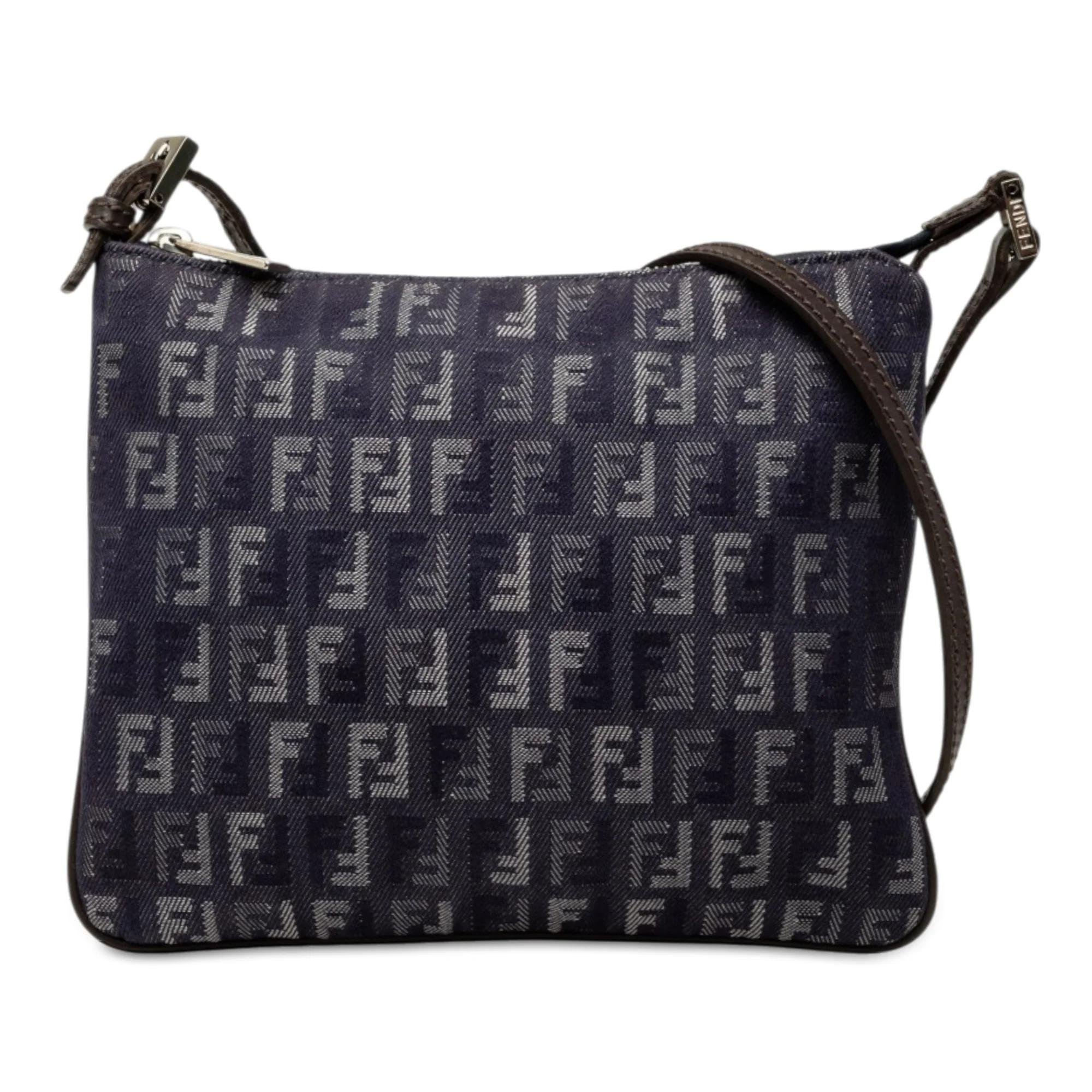 Pocket leather crossbody bag