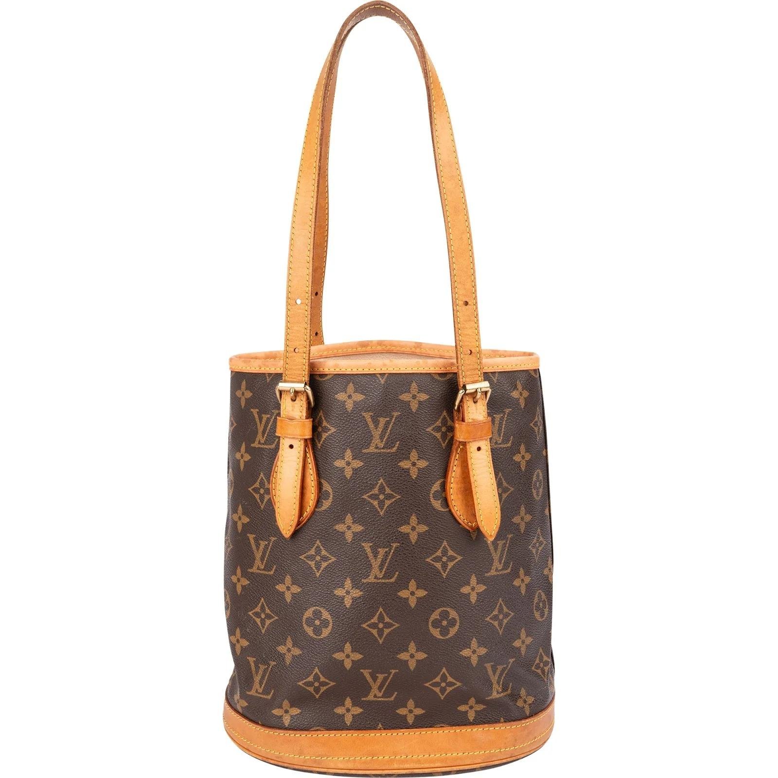Bucket leather handbag