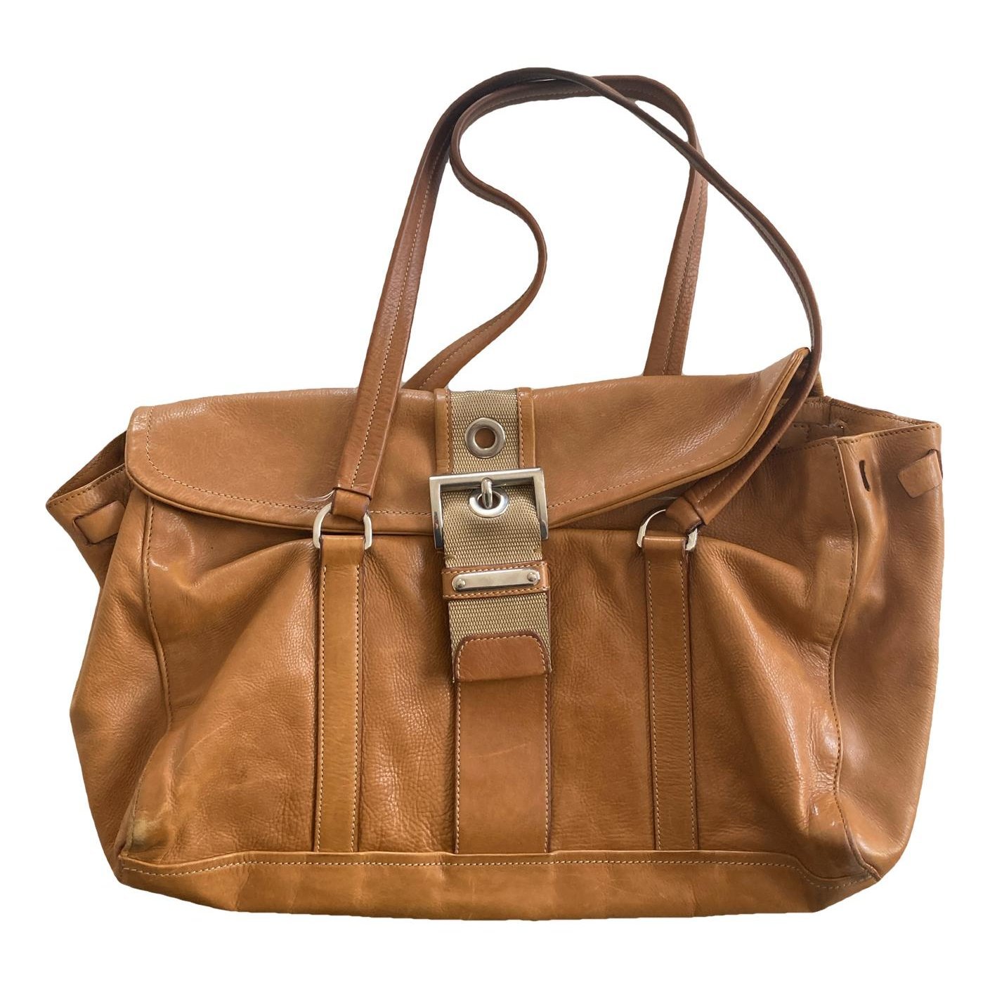 Buckle leather handbag