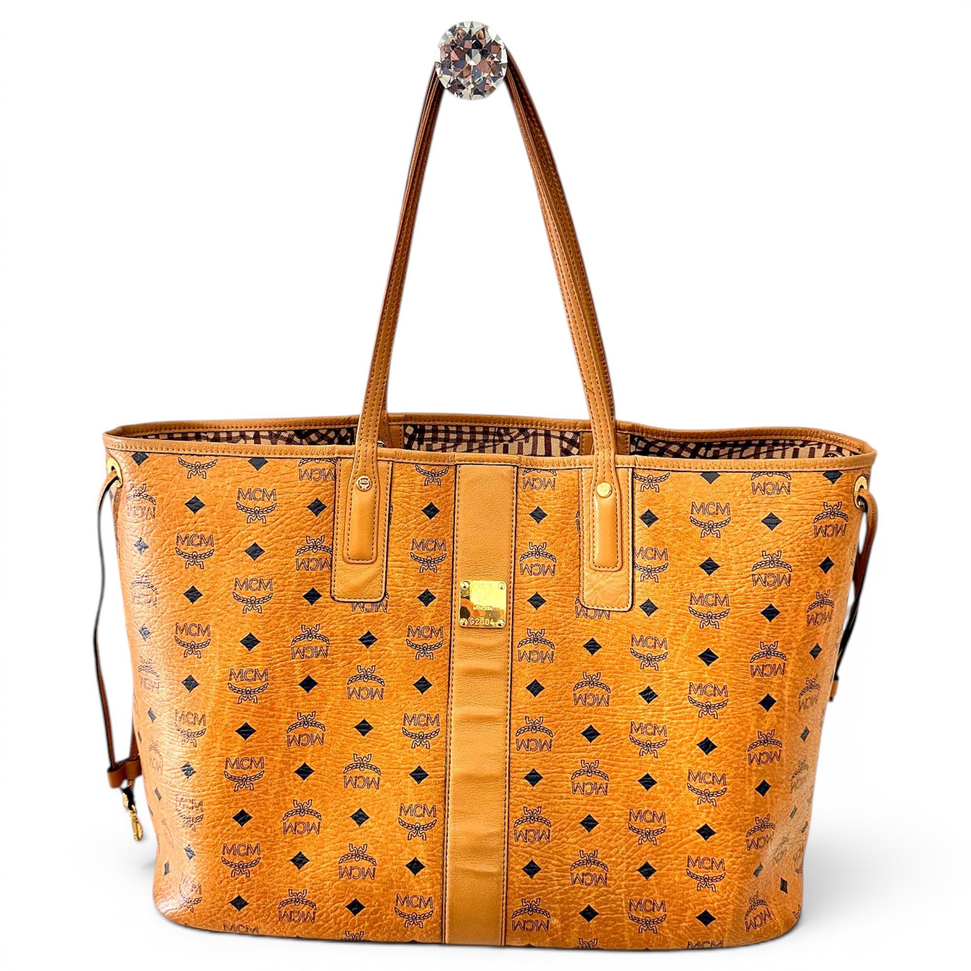 Leather tote