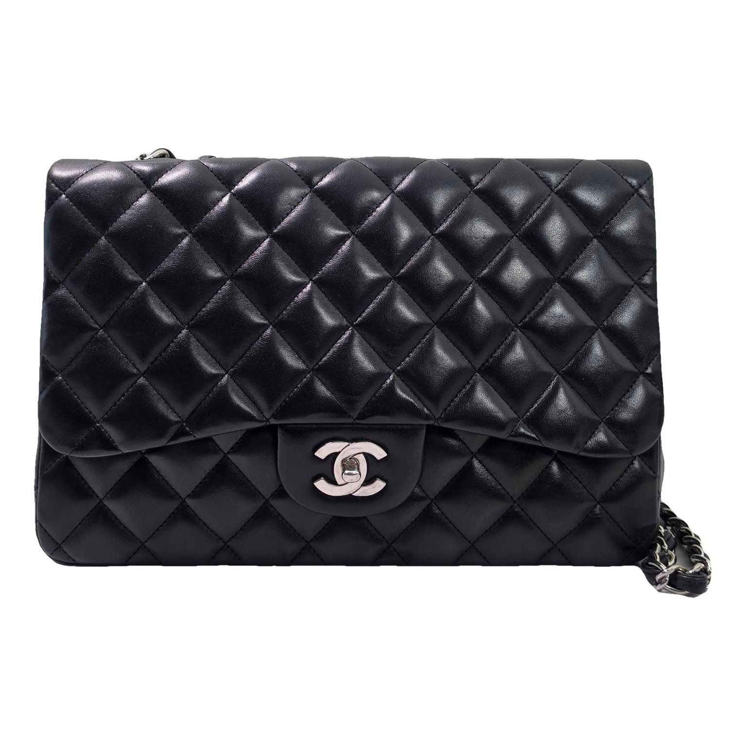 Timeless/Classique leather crossbody bag