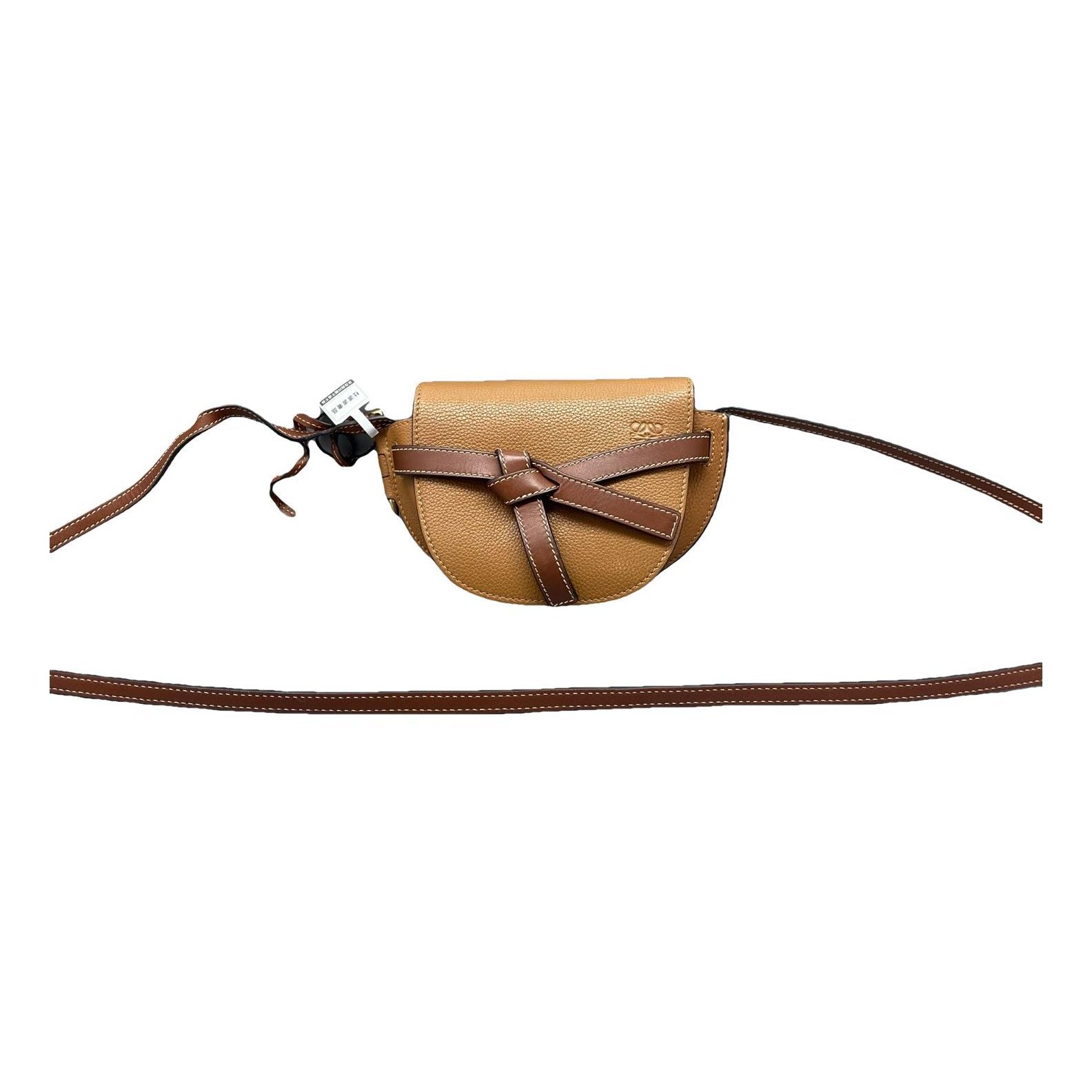 Gate leather handbag