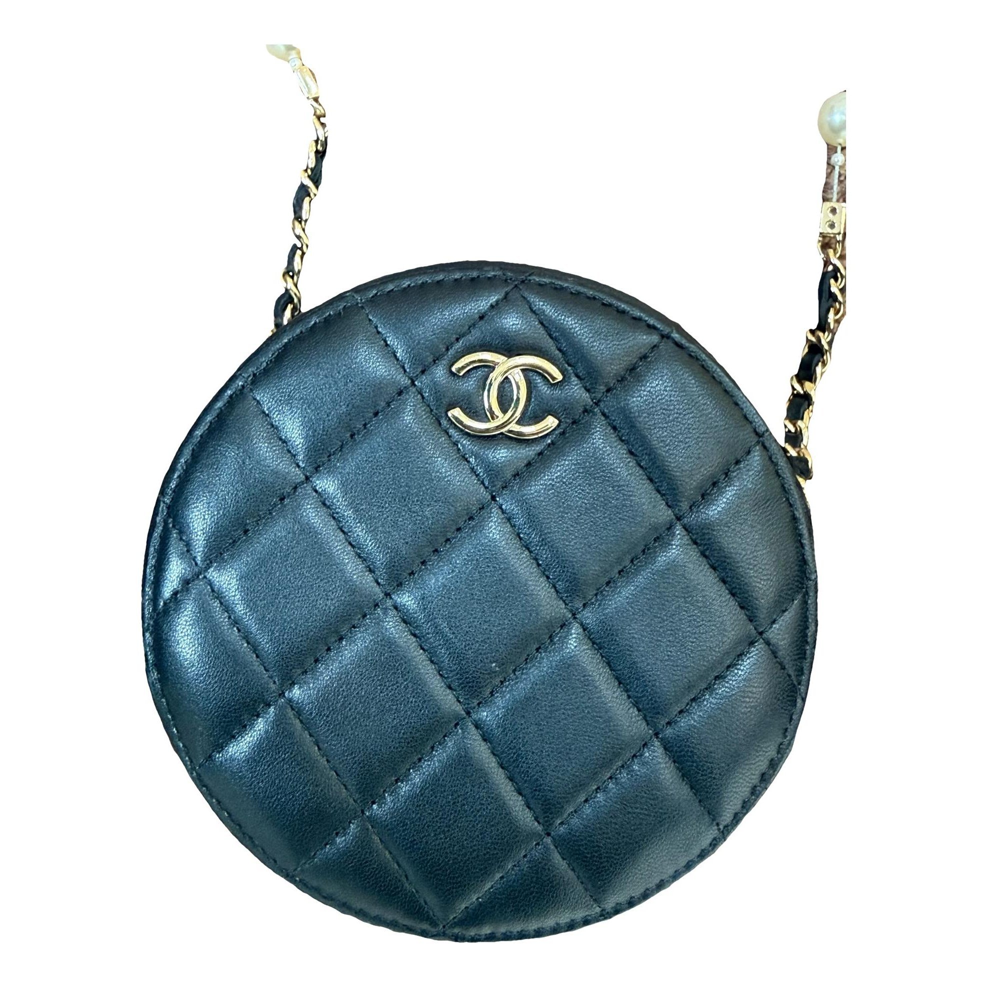 Chanel 19 leather handbag
