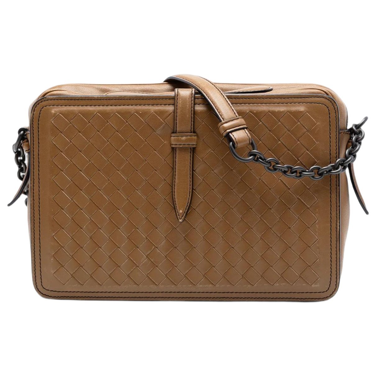 Veneta leather handbag