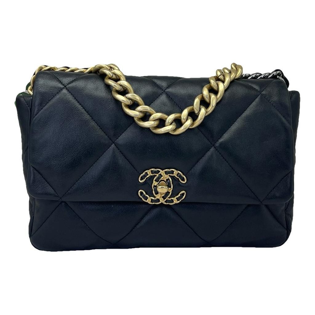Chanel 19 leather handbag