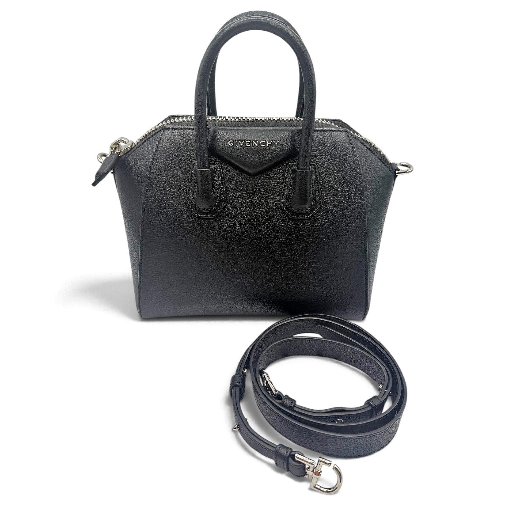 Antigona leather handbag