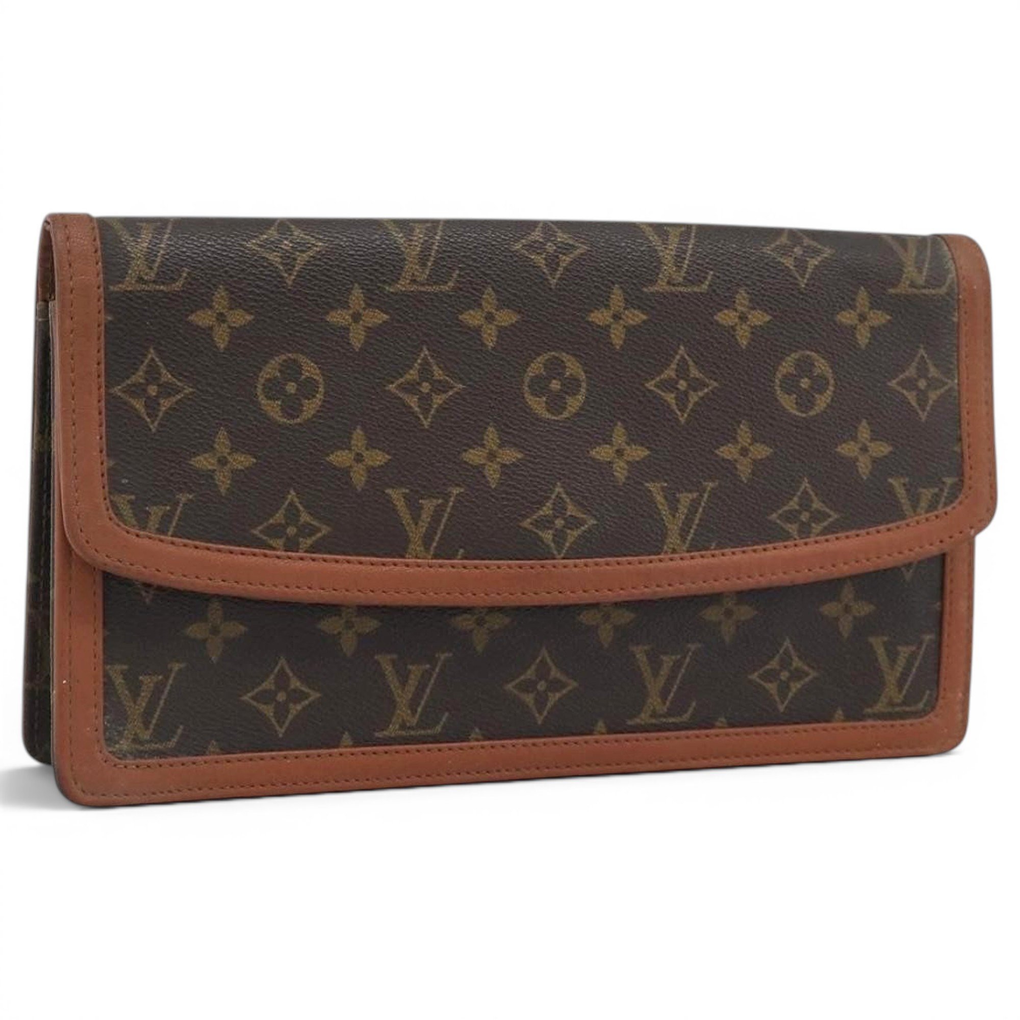Leather clutch bag