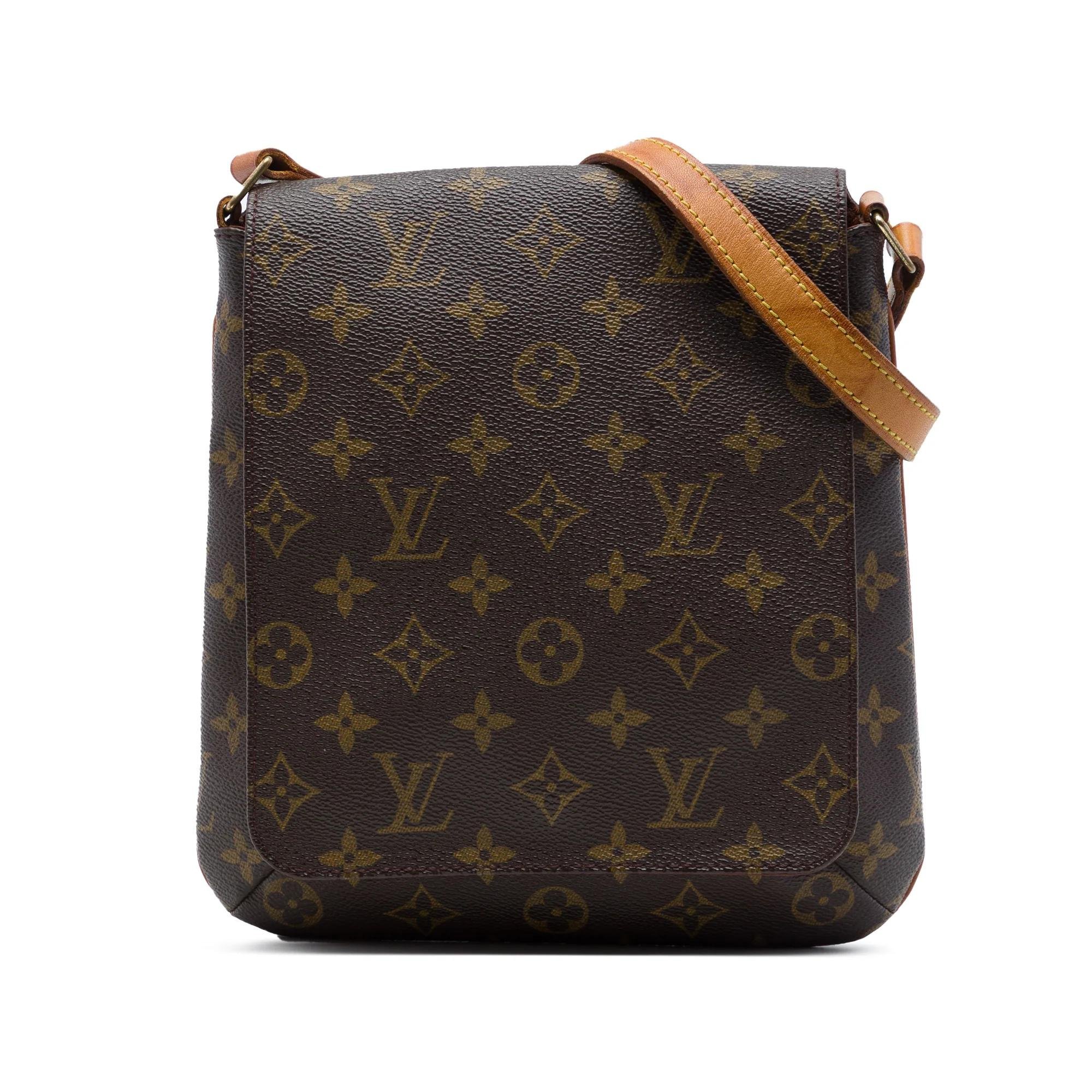 Musette leather handbag
