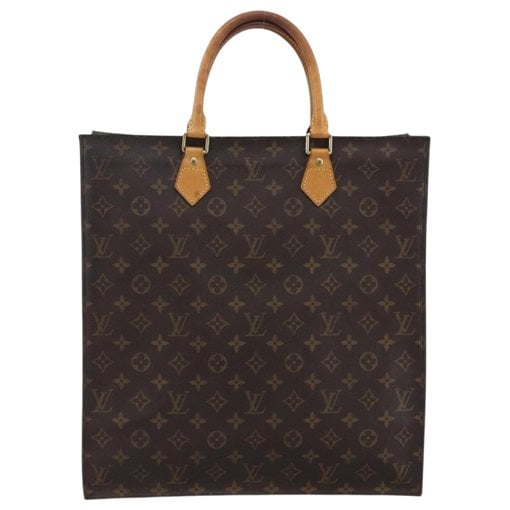 Plat leather handbag