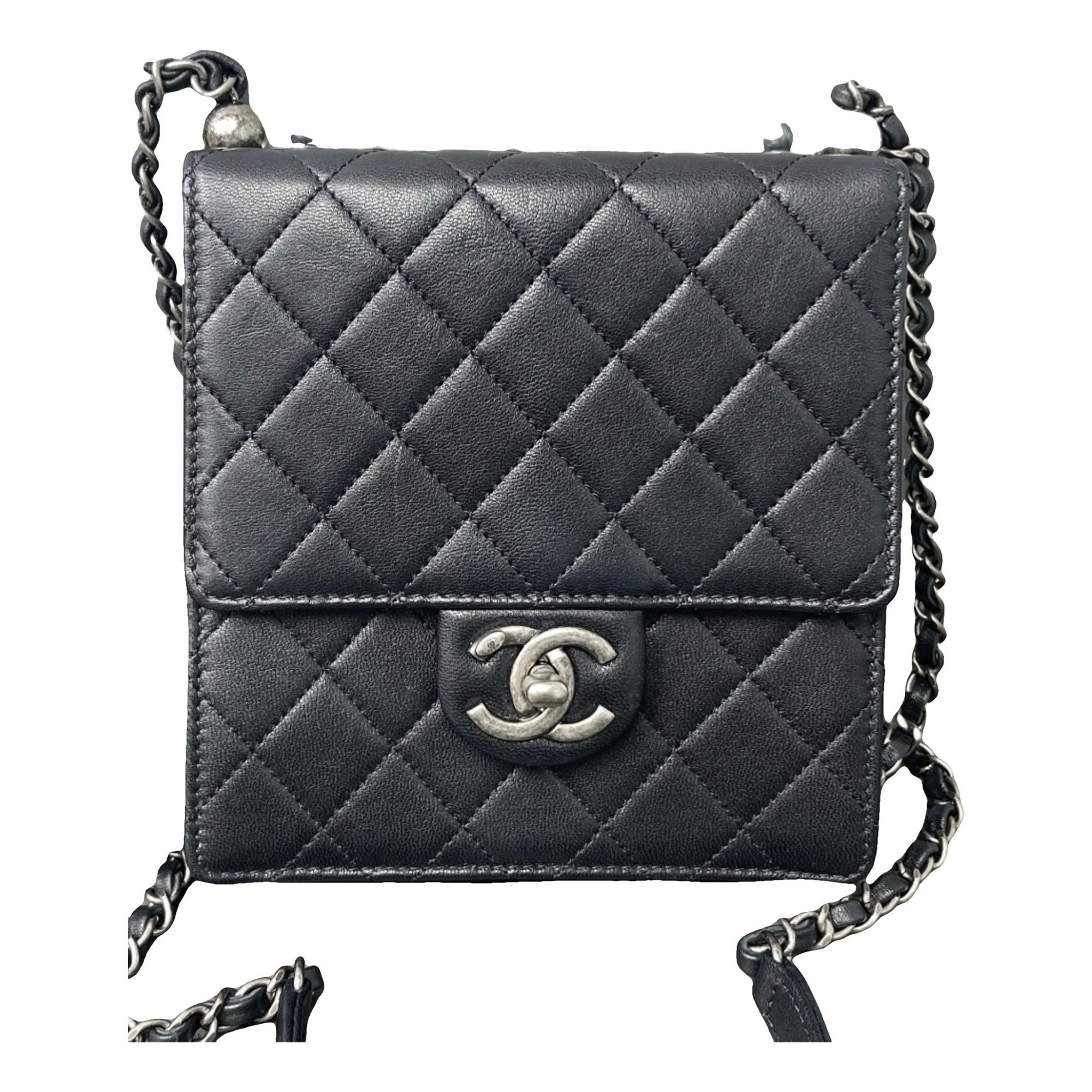 Timeless/Classique leather crossbody bag