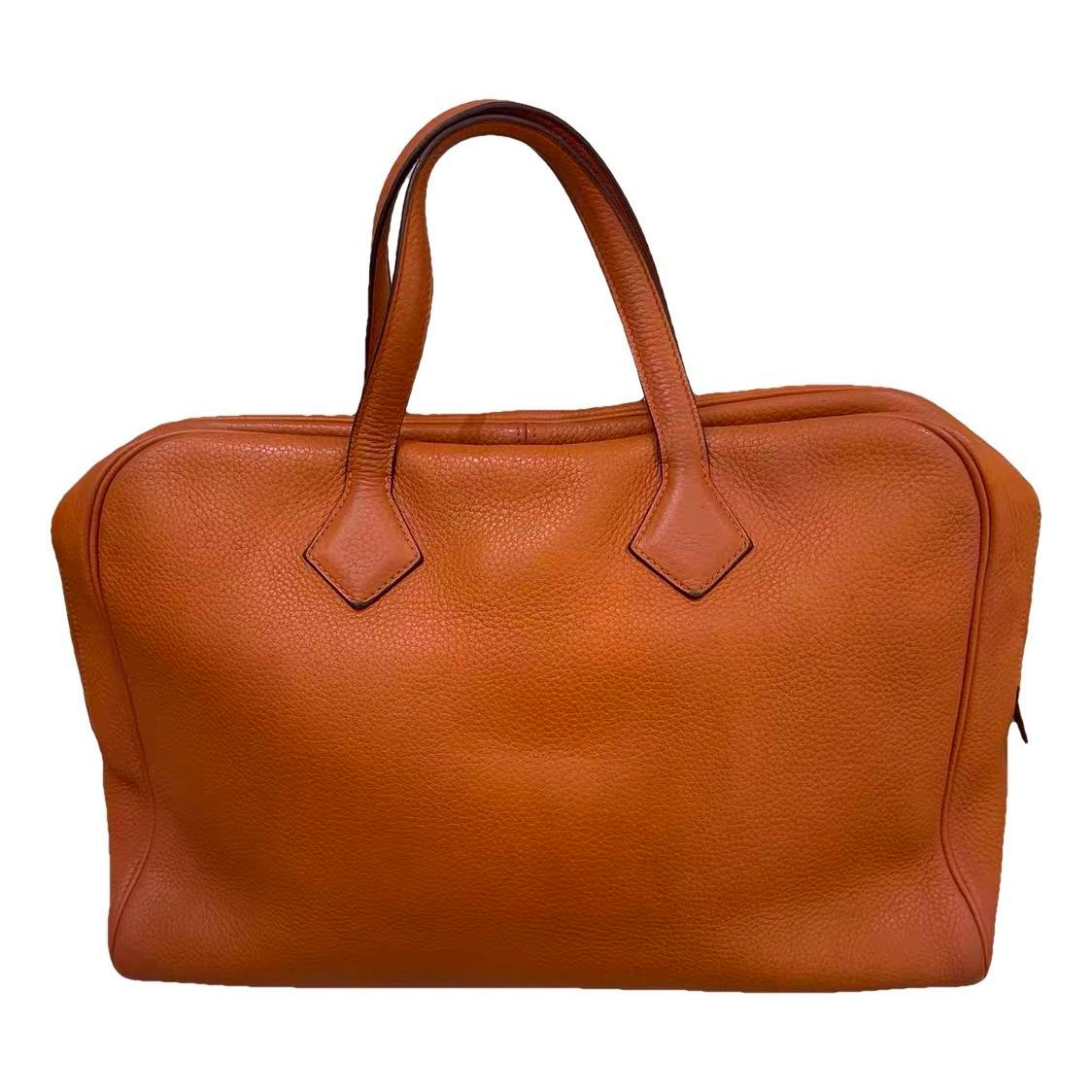 Victoria leather handbag