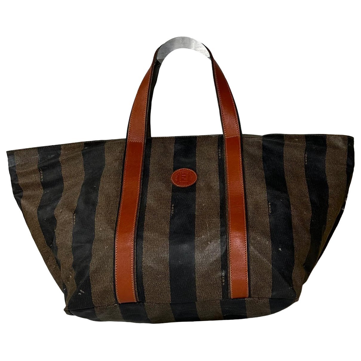 Baguette leather handbag