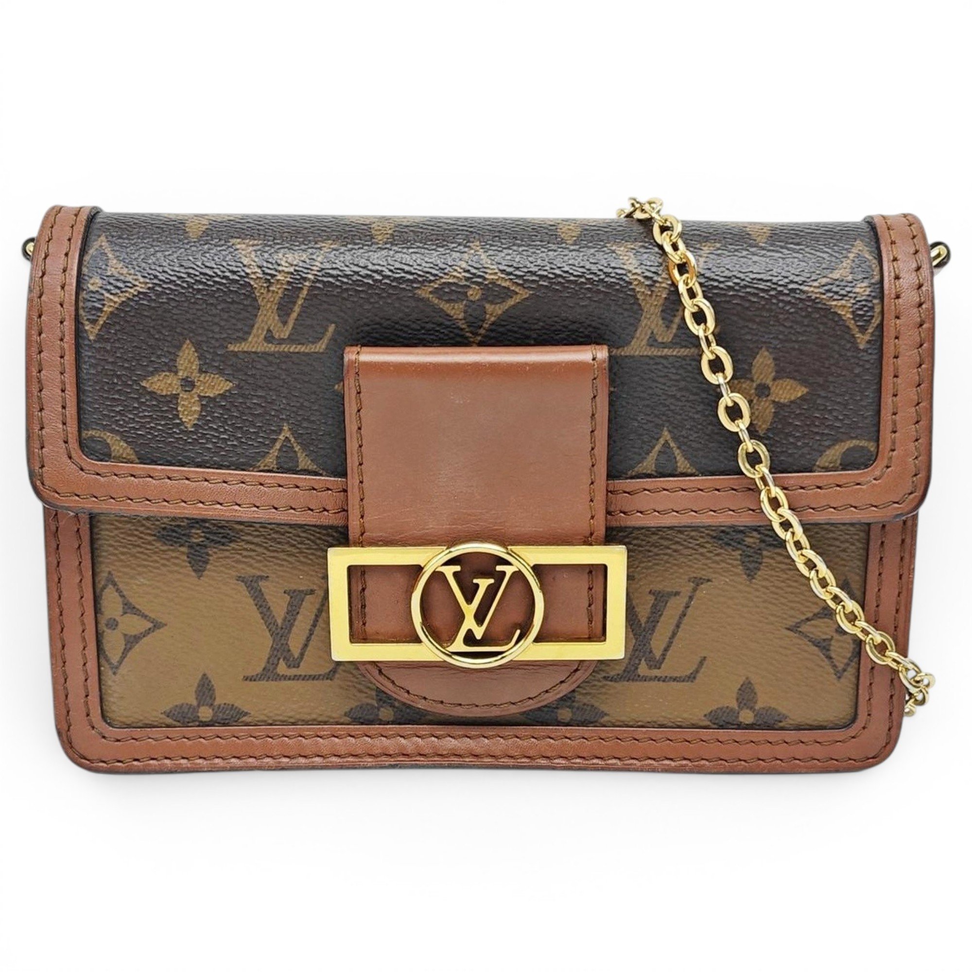 Dauphine leather handbag