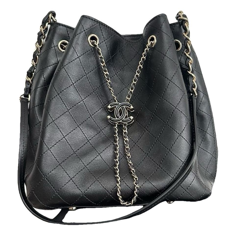 Gabrielle Bucket leather crossbody bag