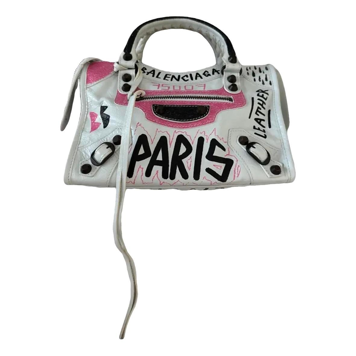 City leather tote