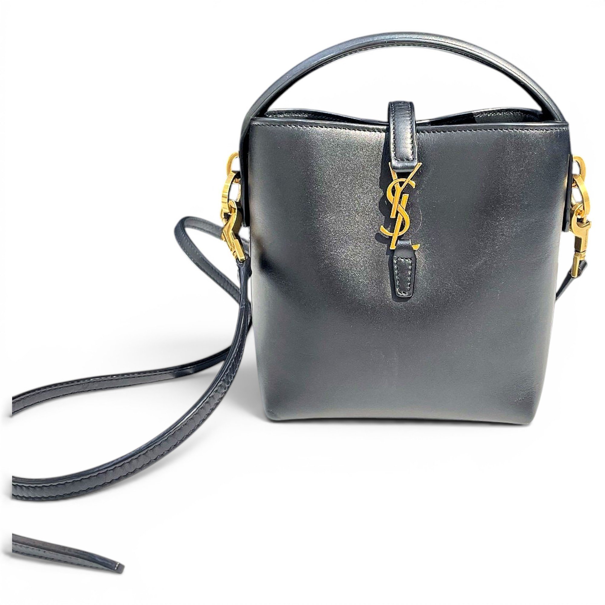 Le 37 leather handbag