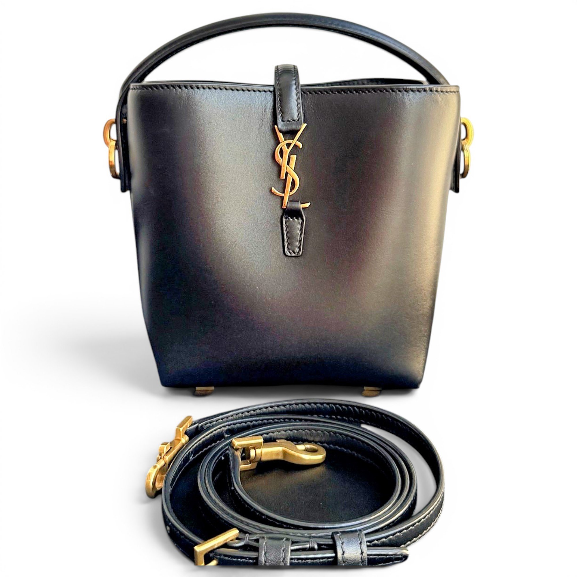 Le 37 leather handbag