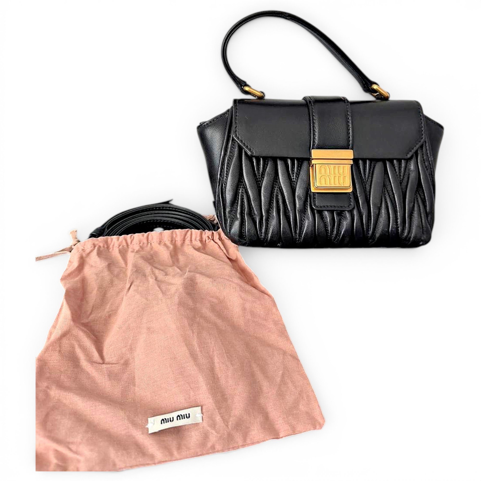 Matelassé leather handbag