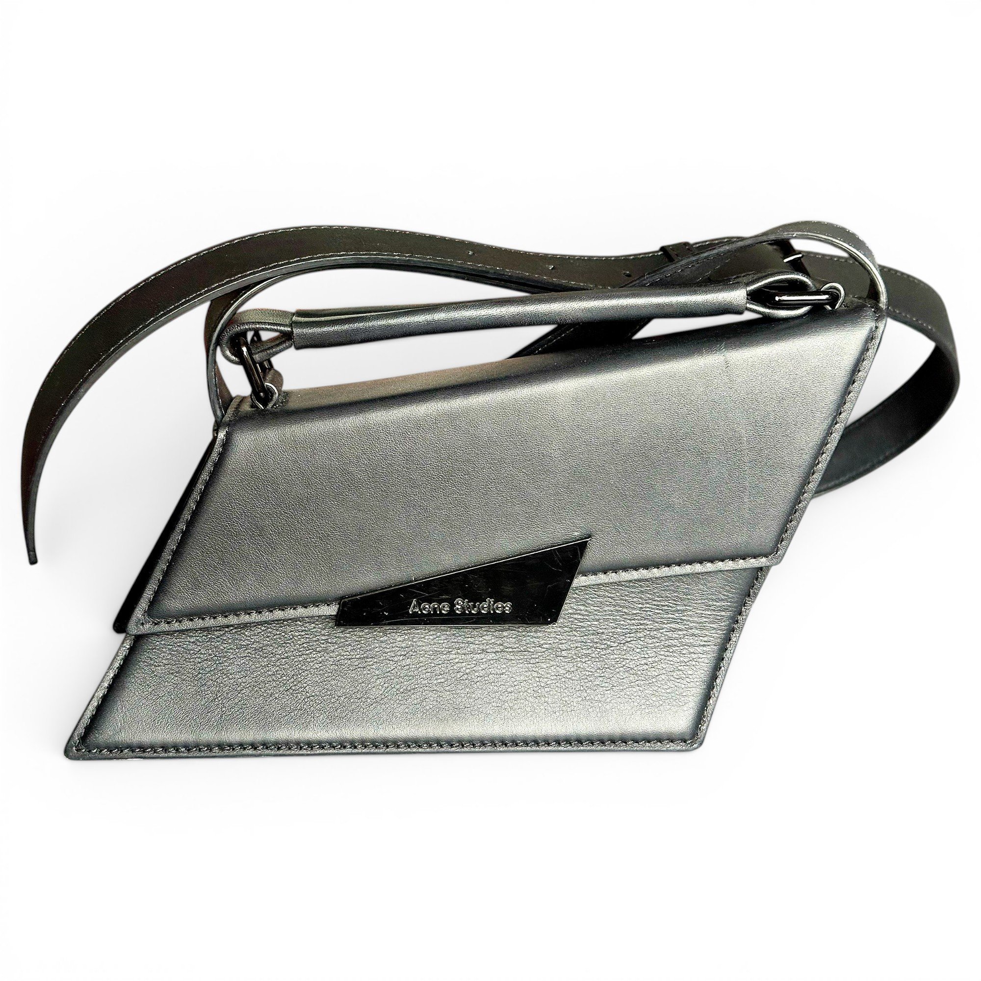 Leather crossbody bag