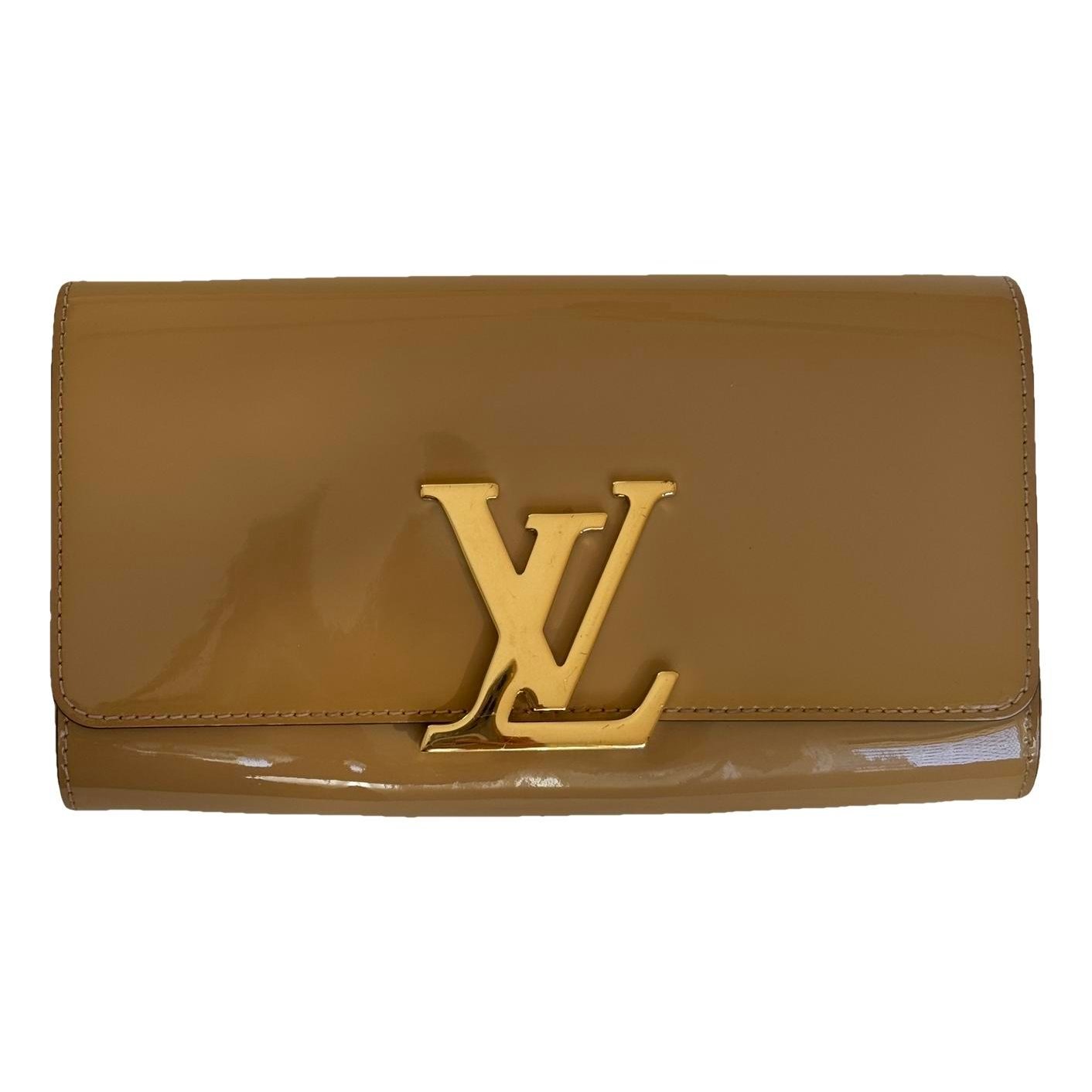 Leather clutch bag