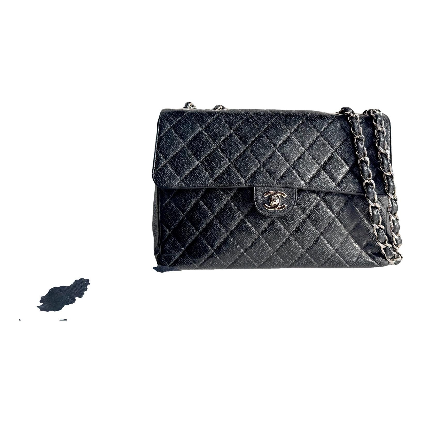 Chanel Timeless/Classique leather crossbody bag