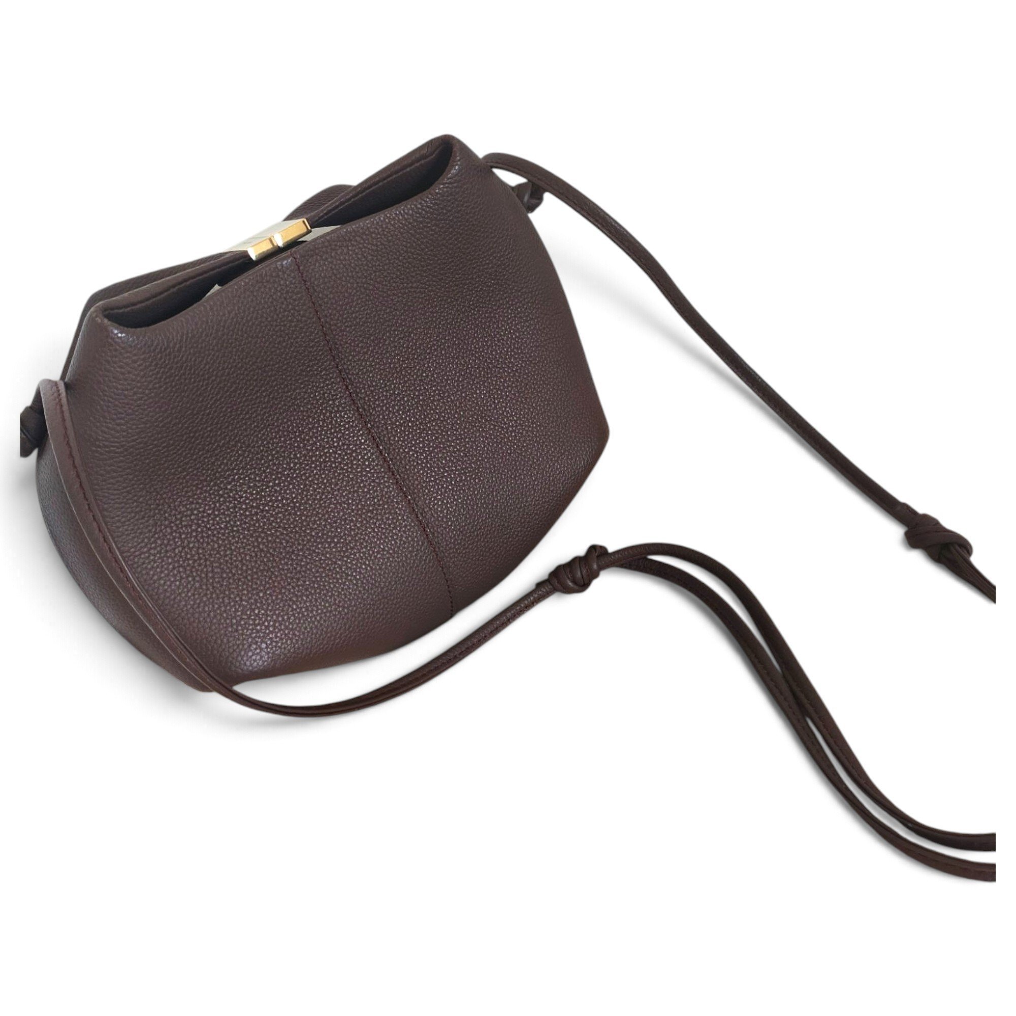 Numéro Onze leather handbag