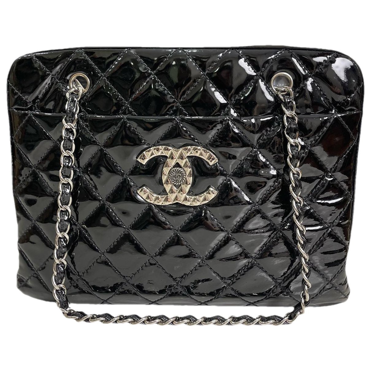 Patent leather handbag