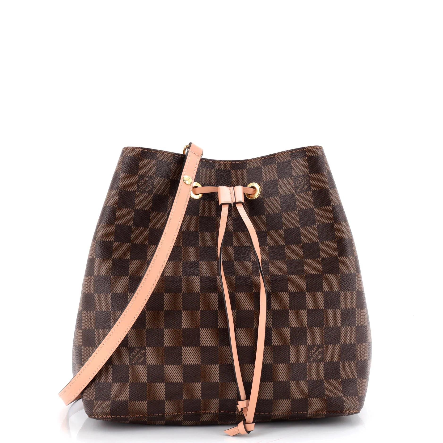 Louis Vuitton Leather handbag