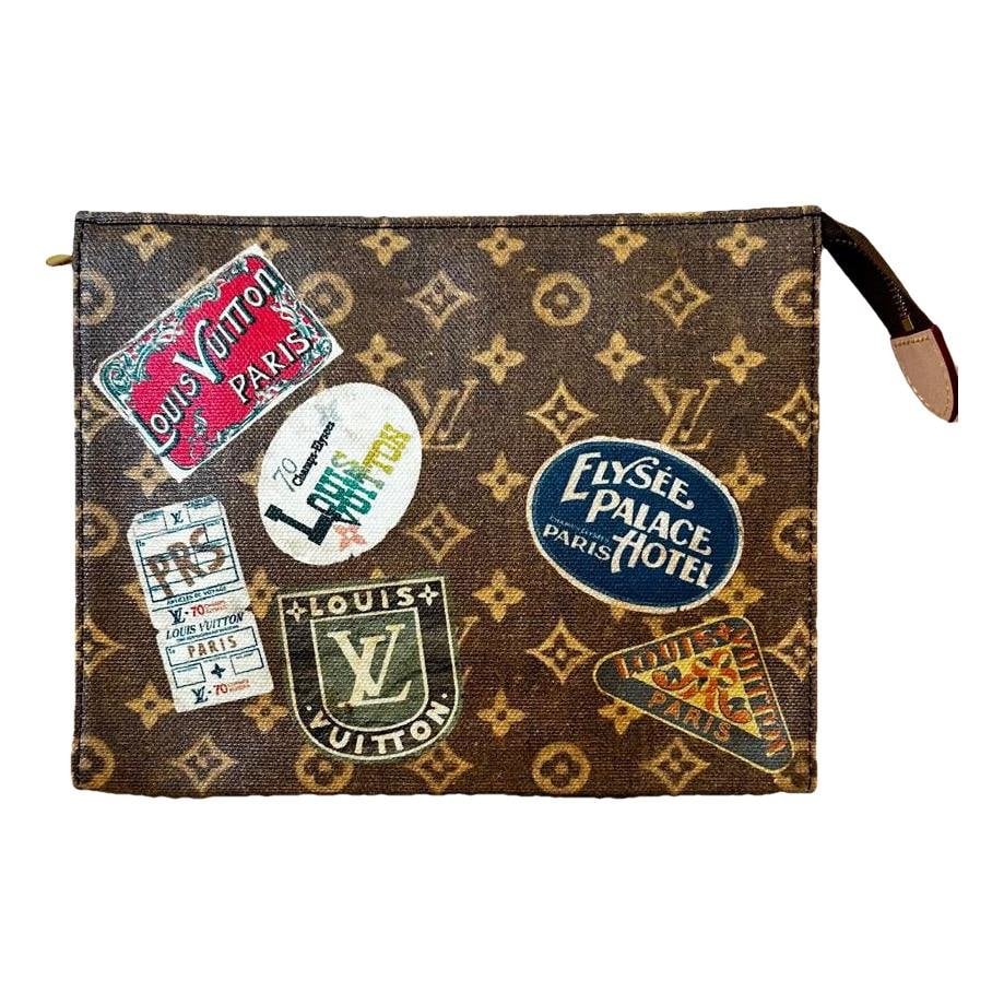 Poche toilette cloth vanity case