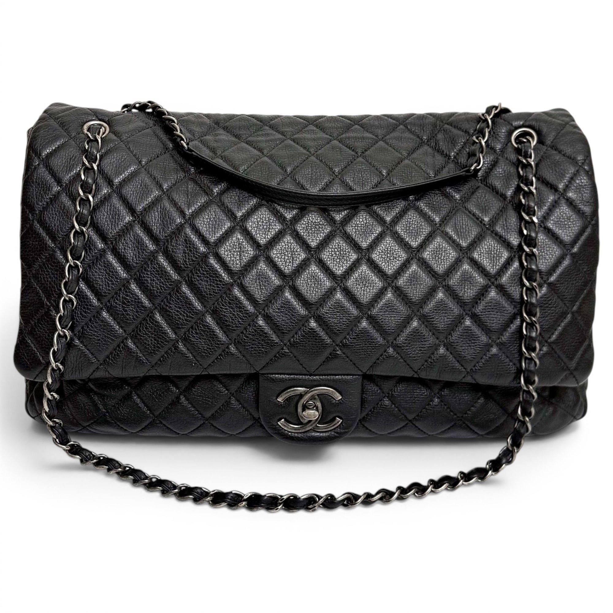 Leather travel bag