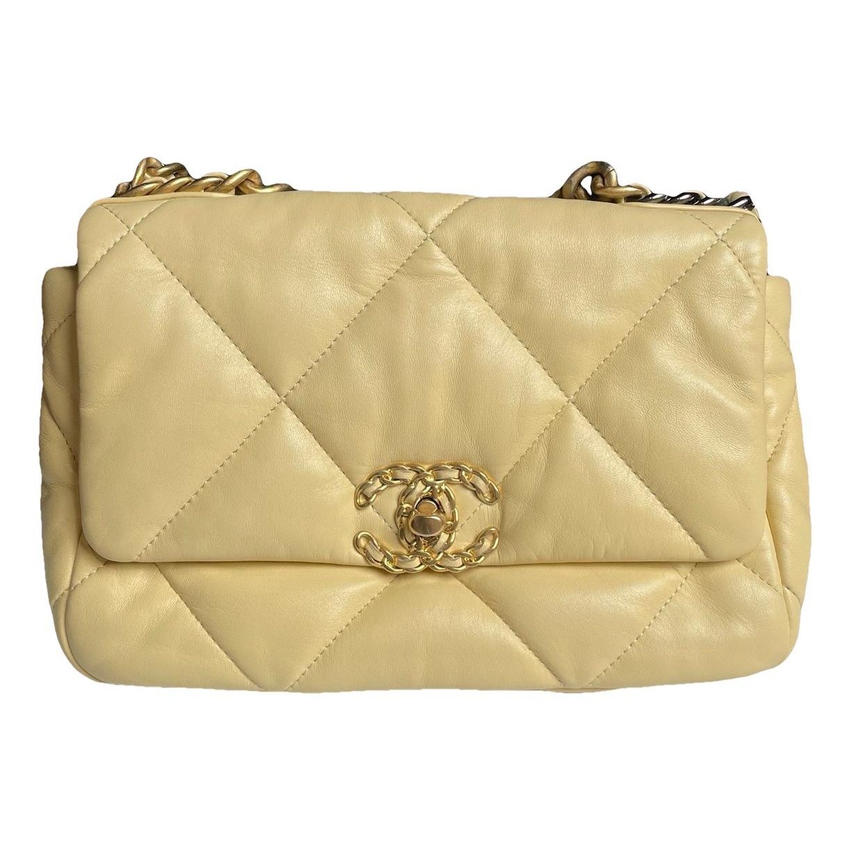 Chanel 19 leather bag