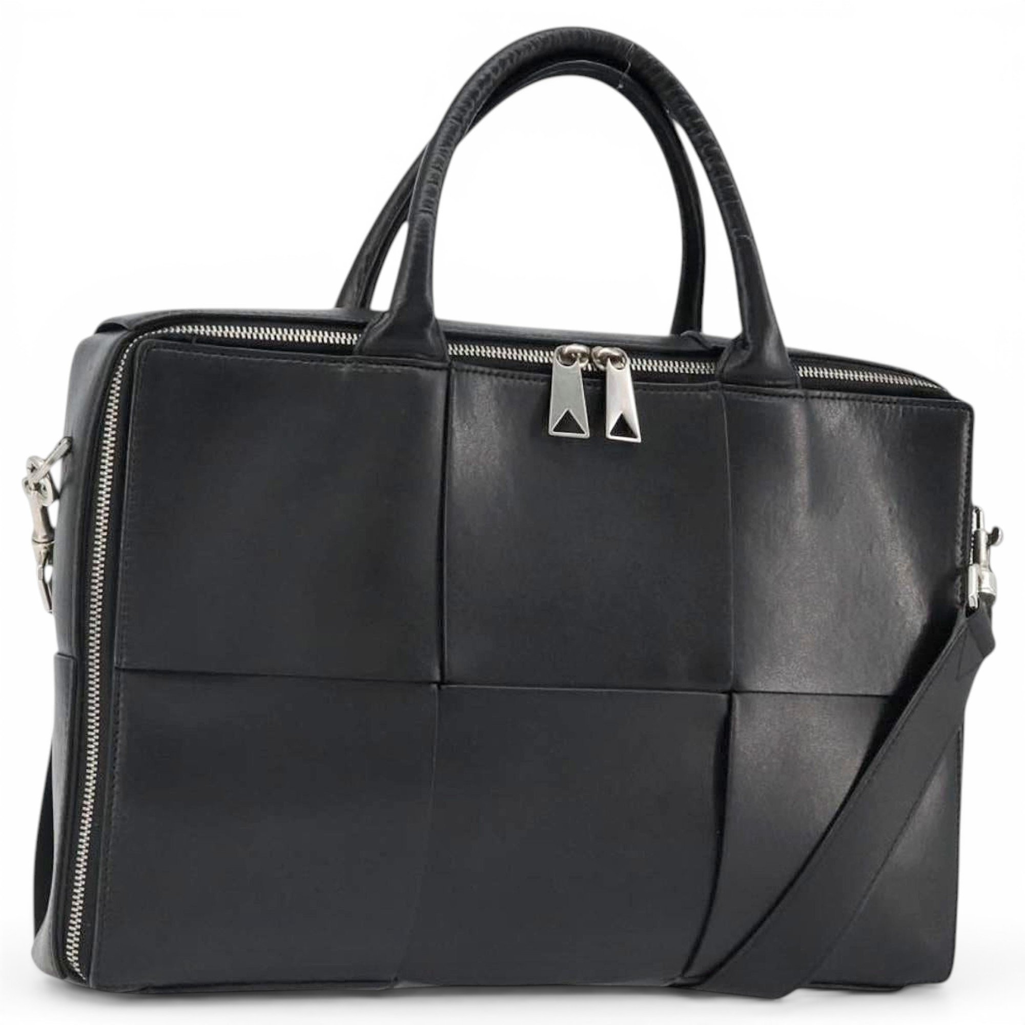 Veneta leather handbag