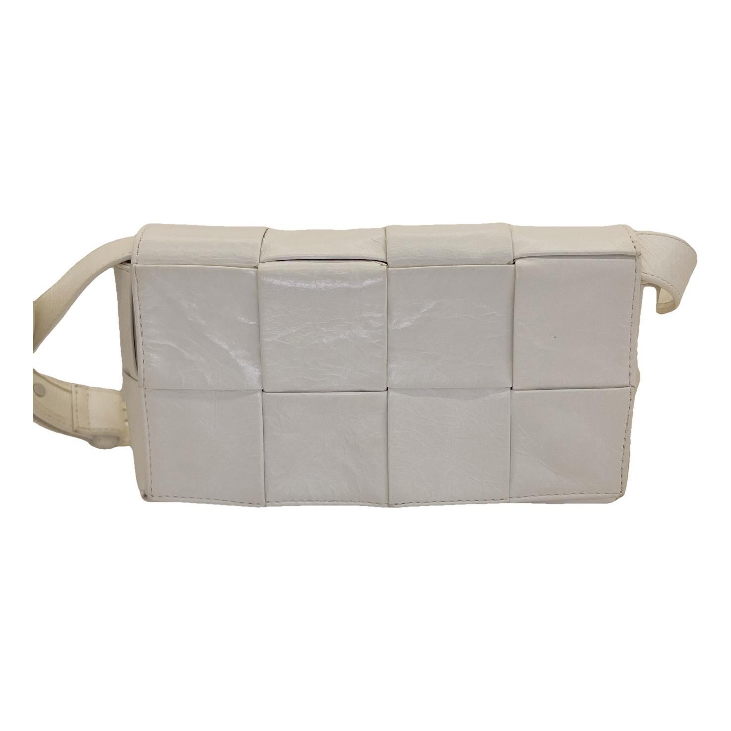 Cassette leather handbag