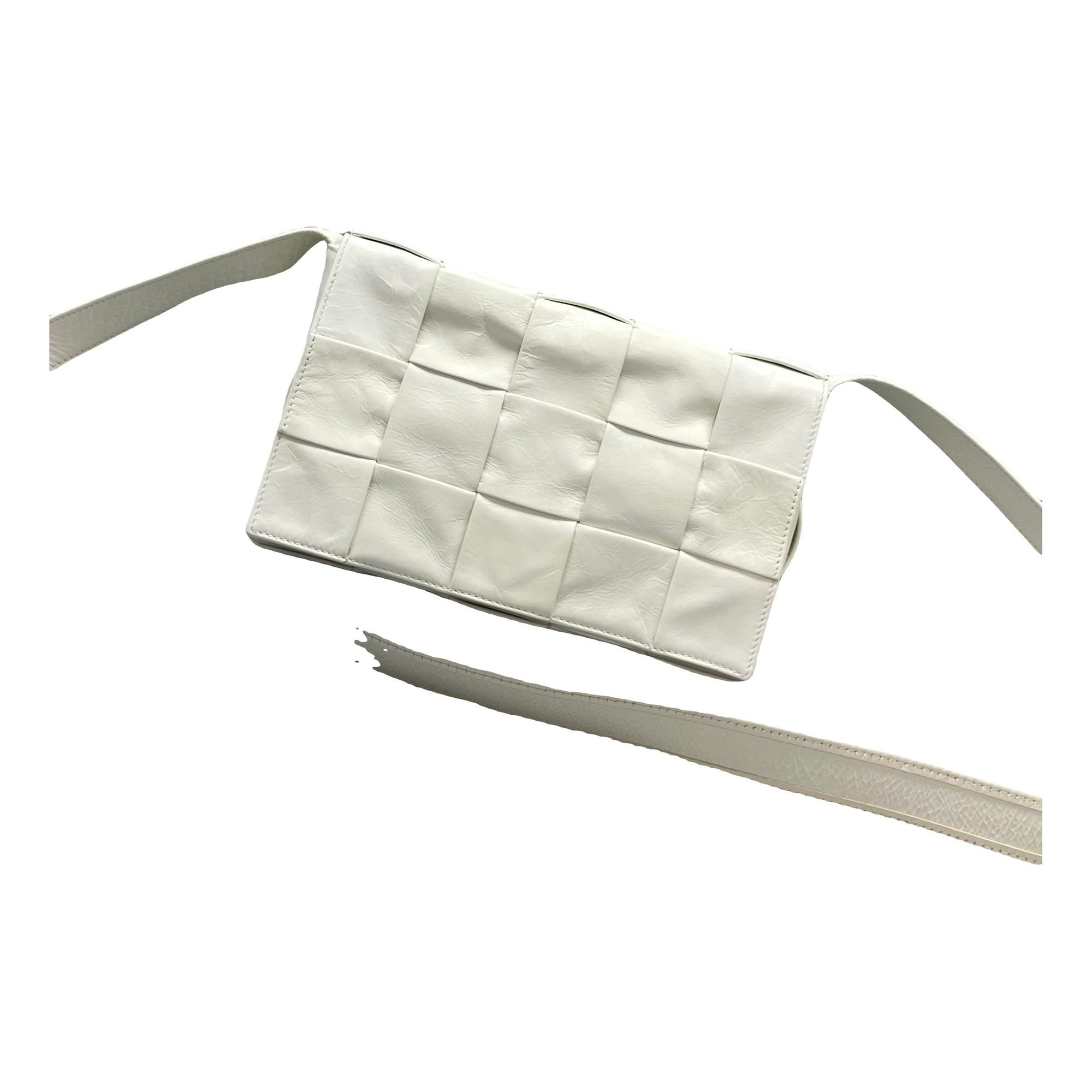 Cassette leather handbag