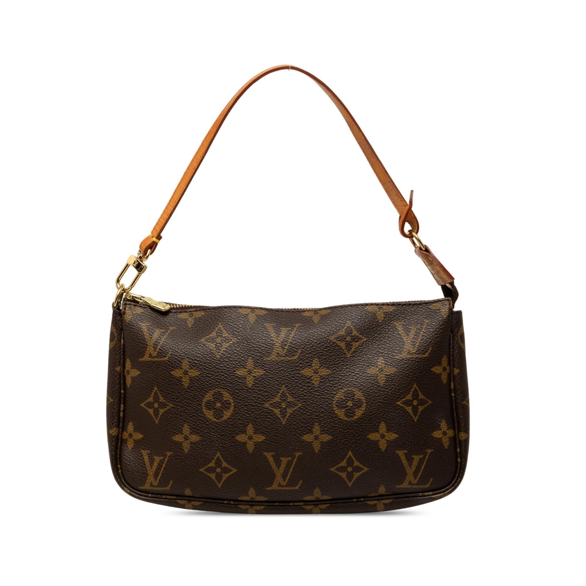 Pochette Accessoire leather handbag