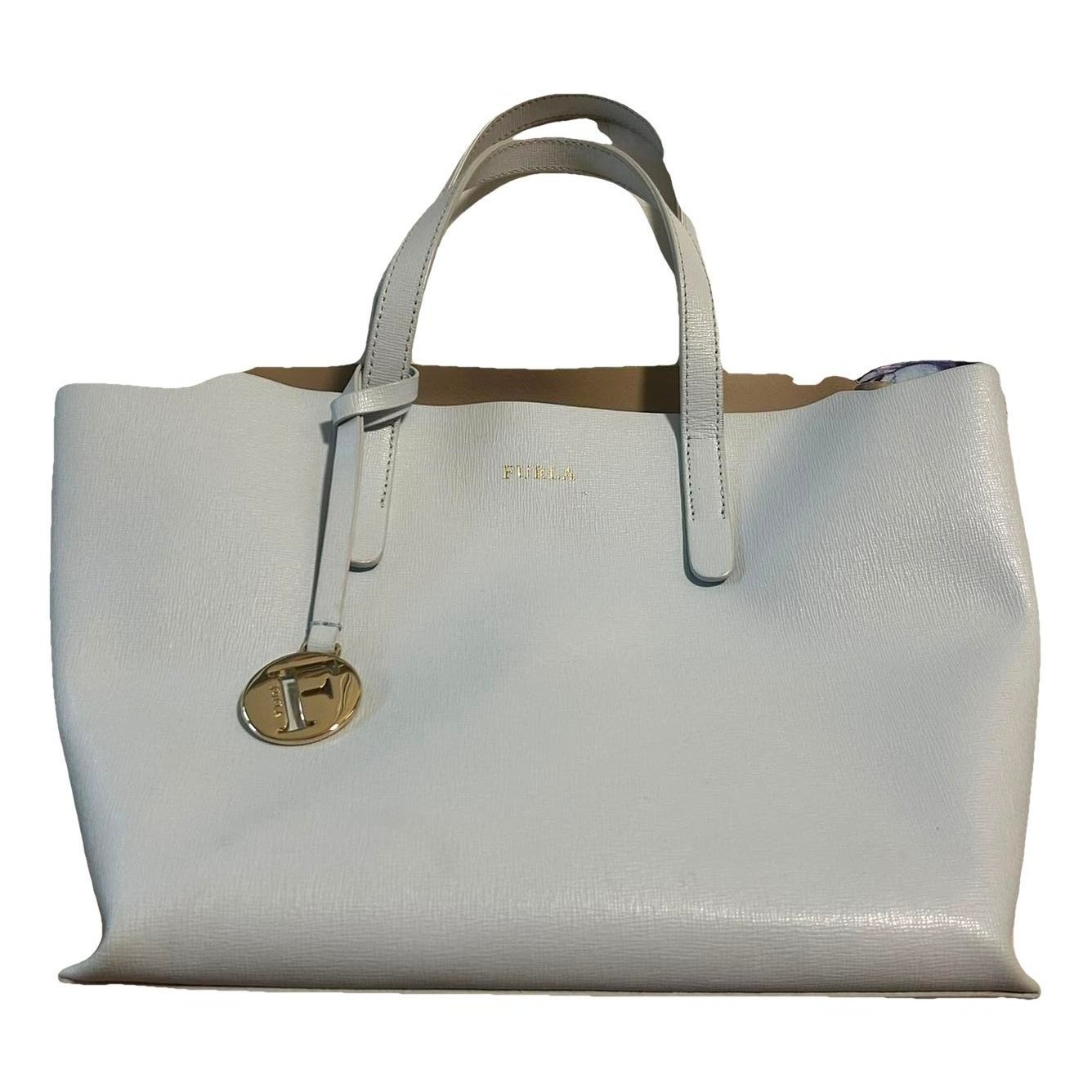 Leather tote