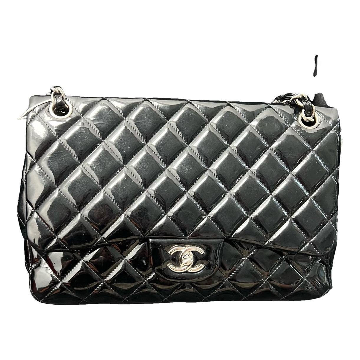 Timeless/Classique leather crossbody bag