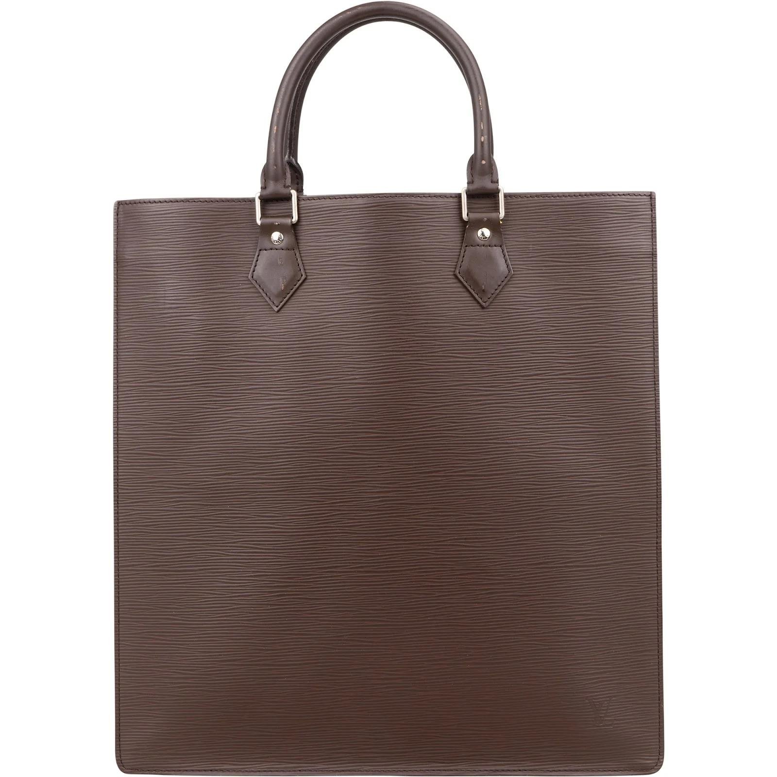 Plat leather handbag