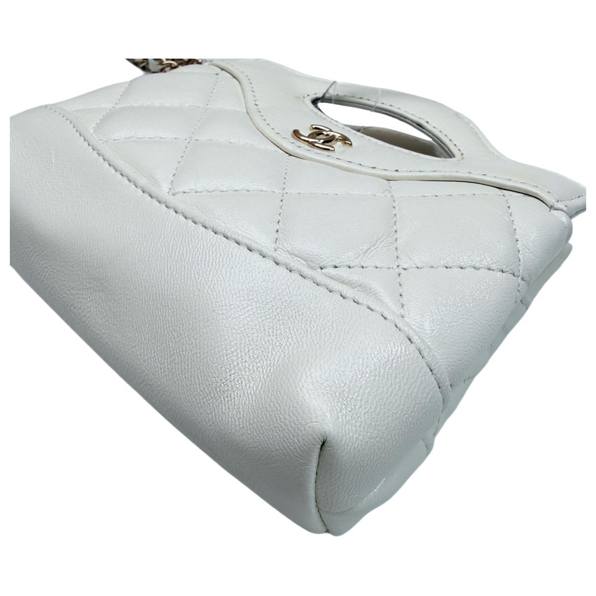 31 Vintage leather handbag