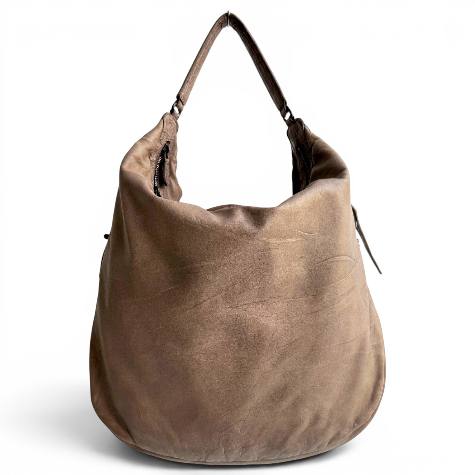 Leather handbag