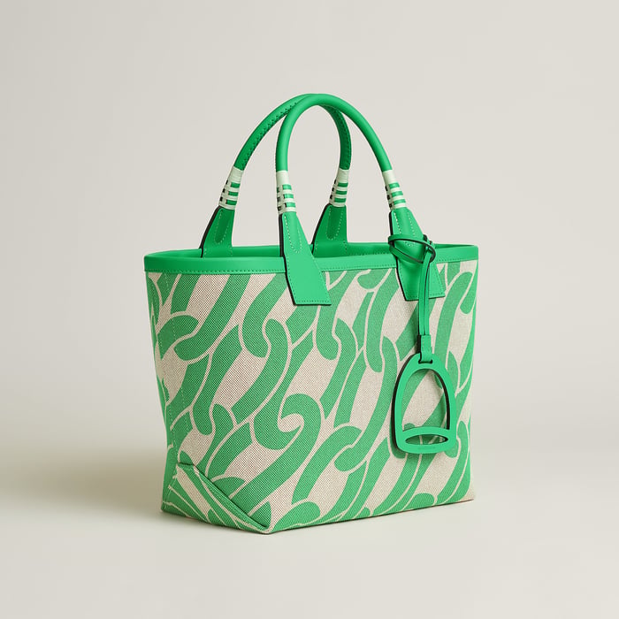 Steeple 25 Bag