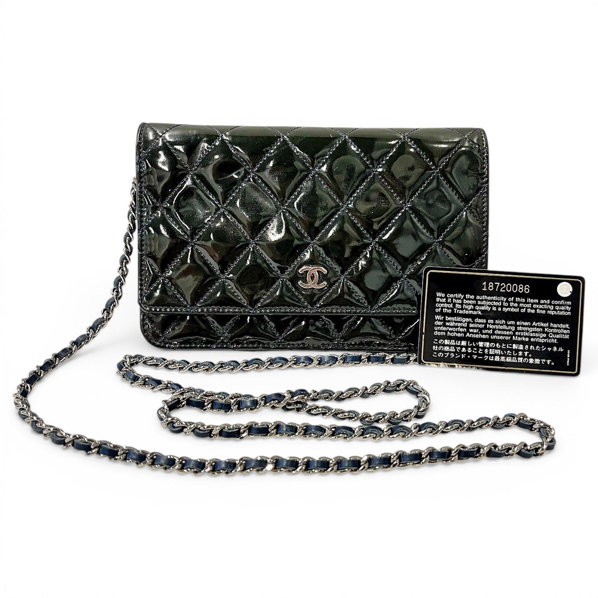 Wallet On Chain Timeless/Classique leather crossbody bag