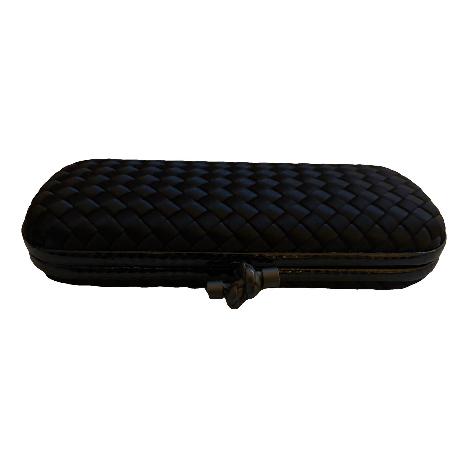 Pochette Knot silk clutch bag