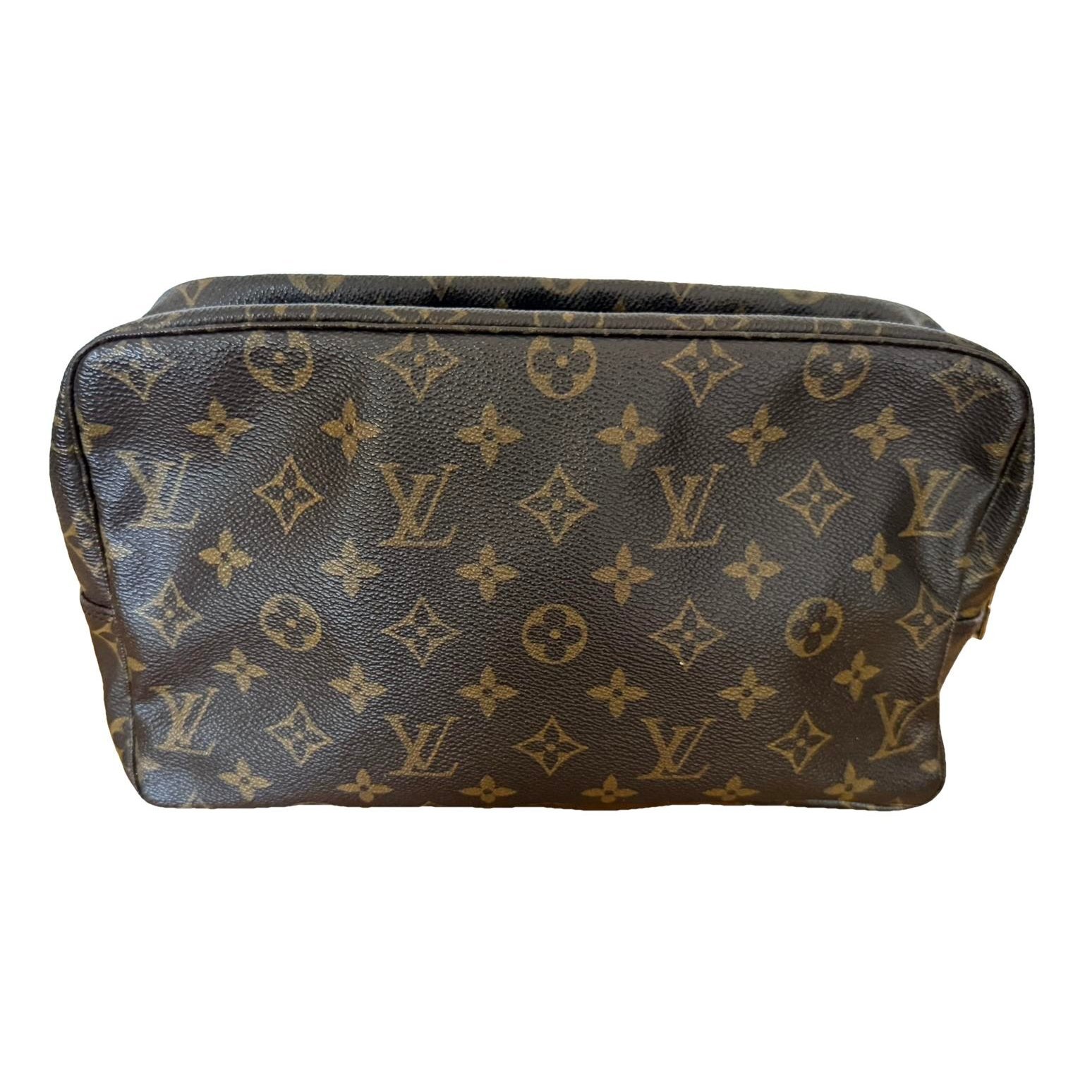 Leather vanity case