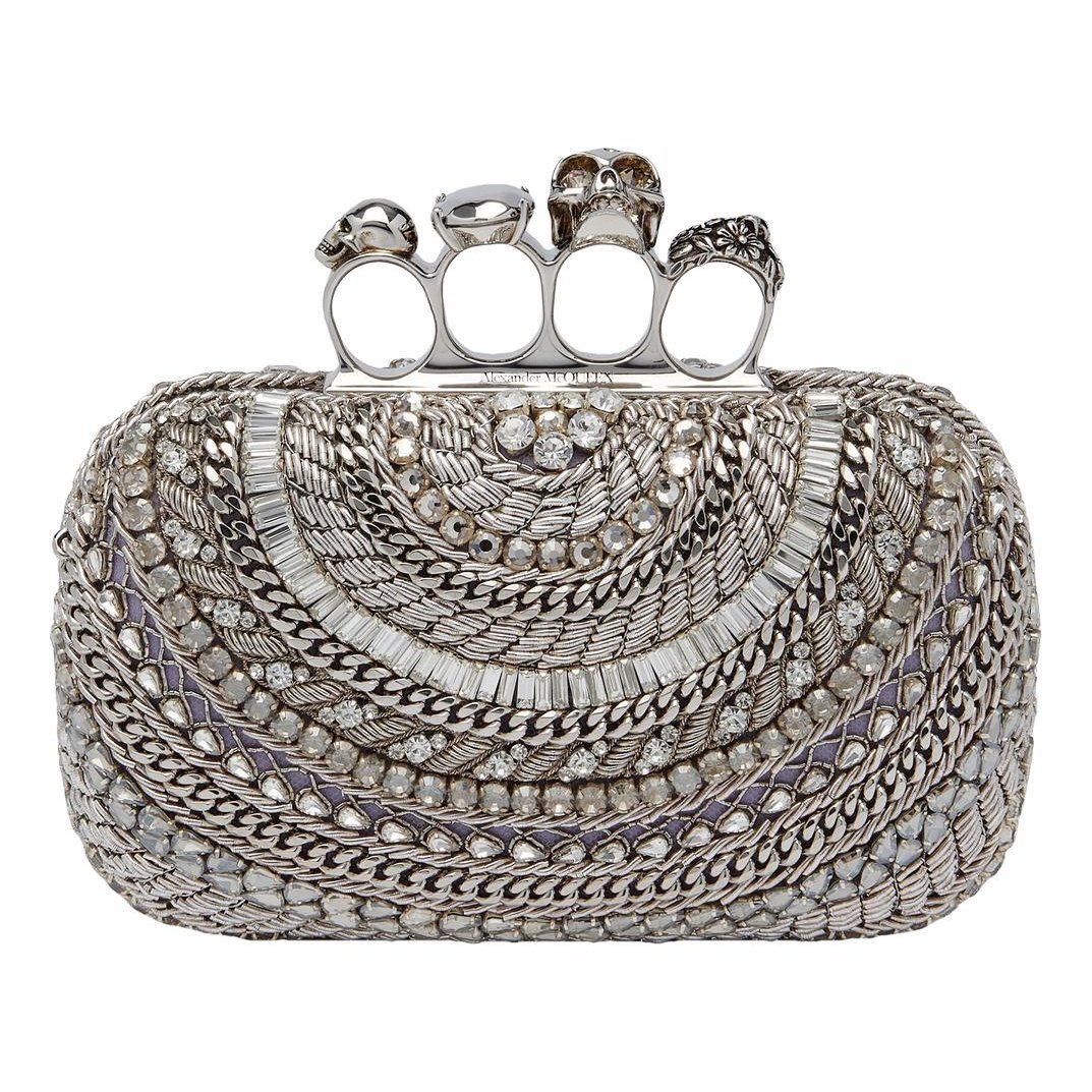 Knuckle cloth clutch bag
