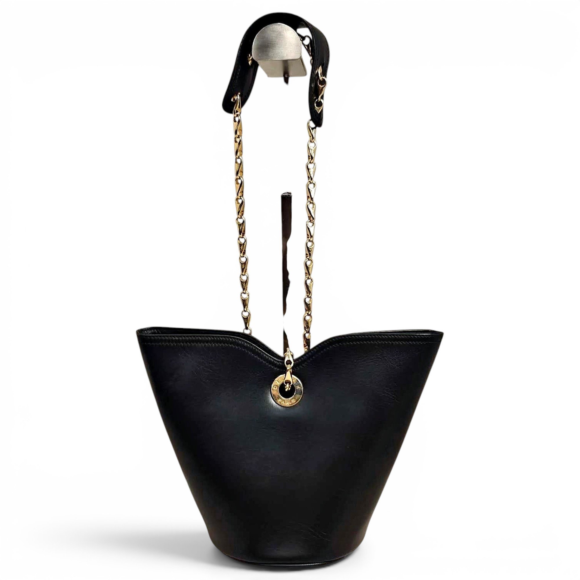 Leather tote